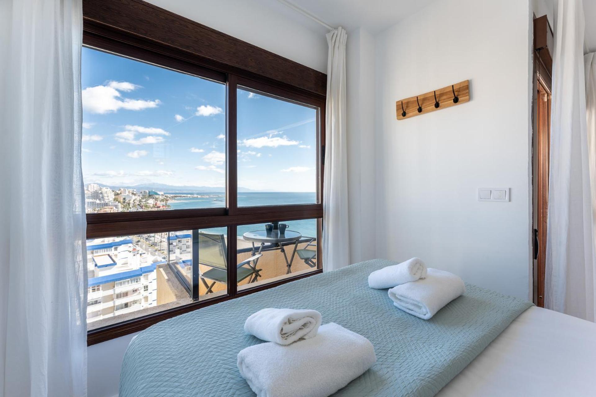 Appartamento BHost - Torrealmádena Benalmádena Esterno foto